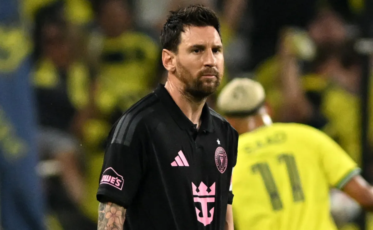 Lionel Messi misses third straight penalty after Argentina and Inter Miami misses, ties worst career record - worldsoccertalk.com thumbnail
