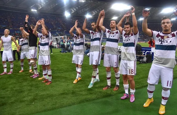 AS ROMA - BAYERN MUNICH