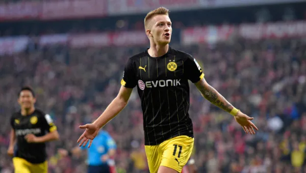 FC Bayern Muenchen v Borussia Dortmund - Bundesliga