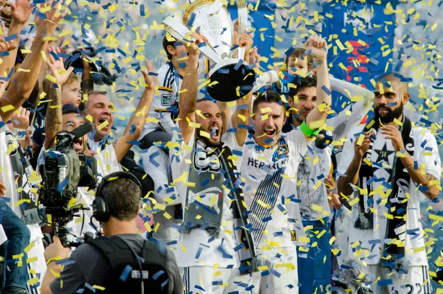la-galaxy-wins-2014-mls-cup