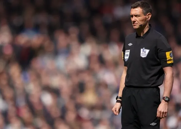 Referee Andre Marriner