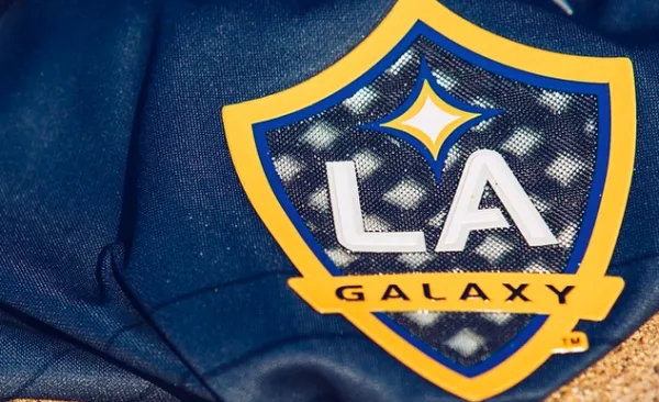 la-galaxy-2015-away-shirt