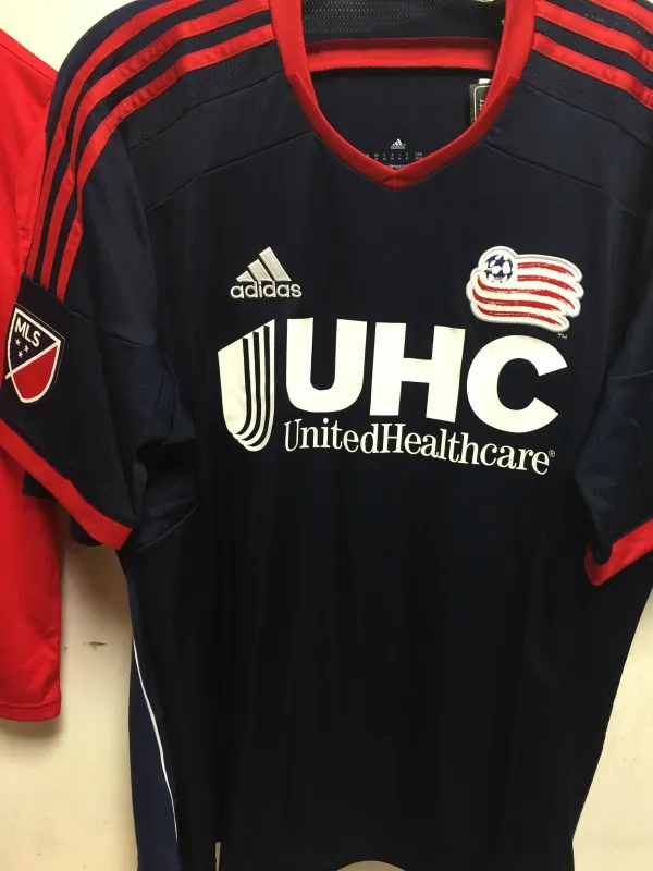 new-england-revolution-2015-home-shirt