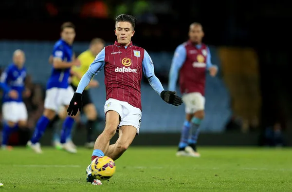 Football - Barclays Premier League - Aston Villa v Leicester City