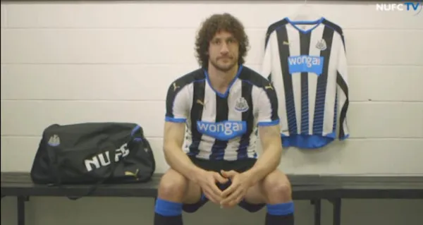 newcastle-united-home-shirt-2015-16-promo