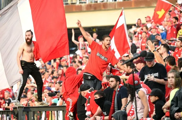 toronto-fc-fans
