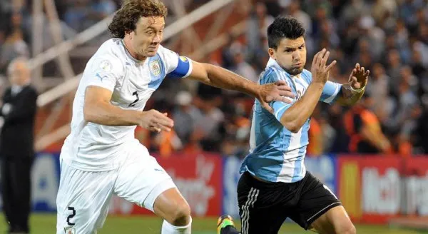 argentina-uruguay-aguero