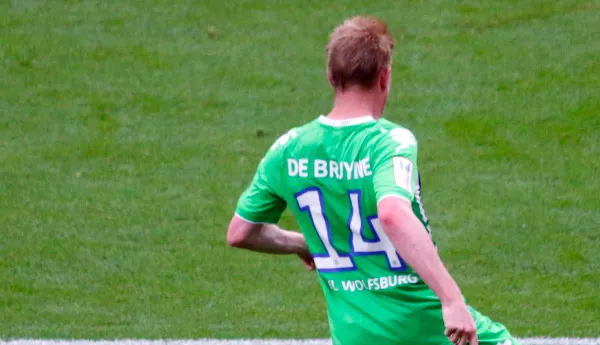 Emirates_Cup_-_Arsenal_v_Wolfsburg_(20011199918)