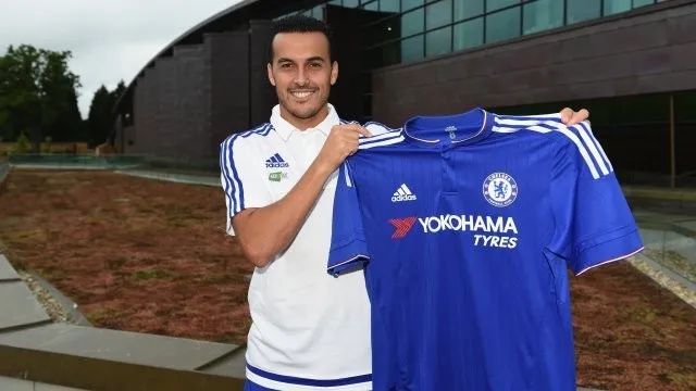 pedro_chelsea_kit