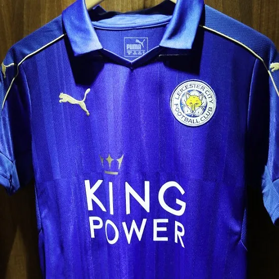 leicester-city-home-jersey-closeup