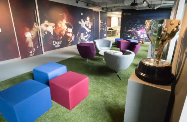 barcelona-nyc-office-mural