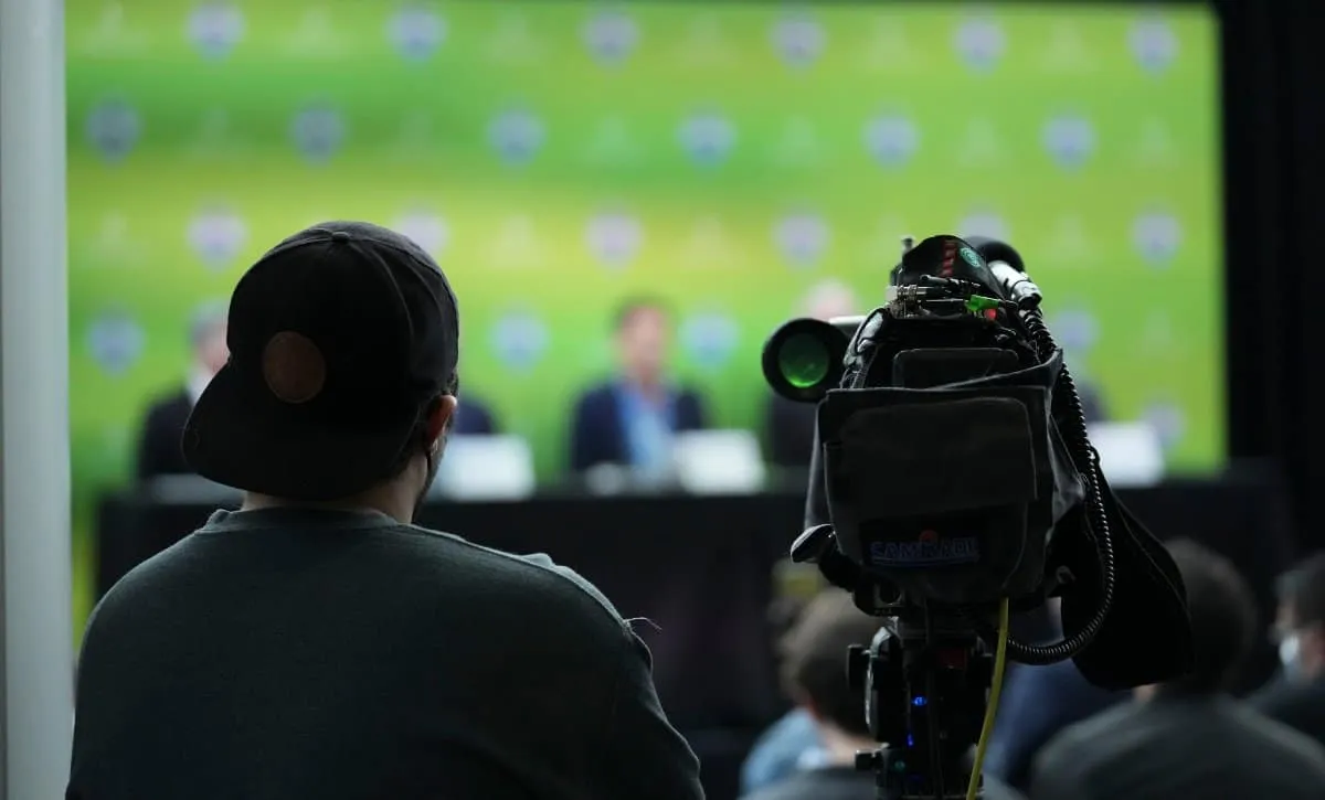 Clock ticking for MLS rights deal