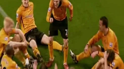Jimmy Bullard Goal Celebration: Video