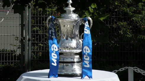 Arsenal vs Man United, 1999 FA Cup Semi-Final Replay: Friday Flashback Videos