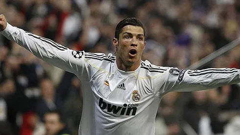 Cristiano Ronaldo Will Meet With Manchester United Officials to Discuss Move, Says Report