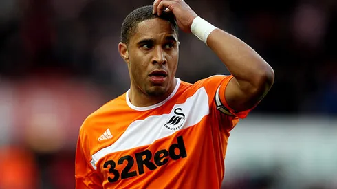 Swansea defiant that Ashley Williams won't be moving to Everton or Crystal Palace