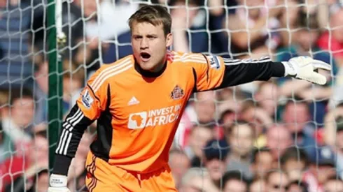 Liverpool Agree Fee With Sunderland for Goalkeeper Simon Mignolet