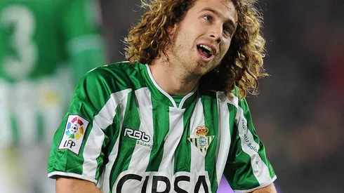 Swansea City Sign Pre-Contract Agreement With Jose Canas