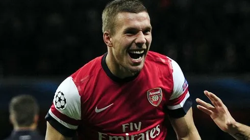 Arsenal's Lukas Podolski Out For Three Weeks With Hamstring Injury: Nightly Soccer Report