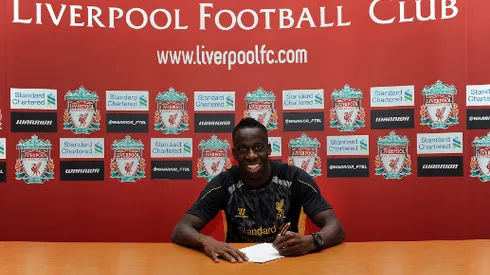 Liverpool Confirm Signing of Left Back Aly Cissokho On A Season-Long Loan From Valencia