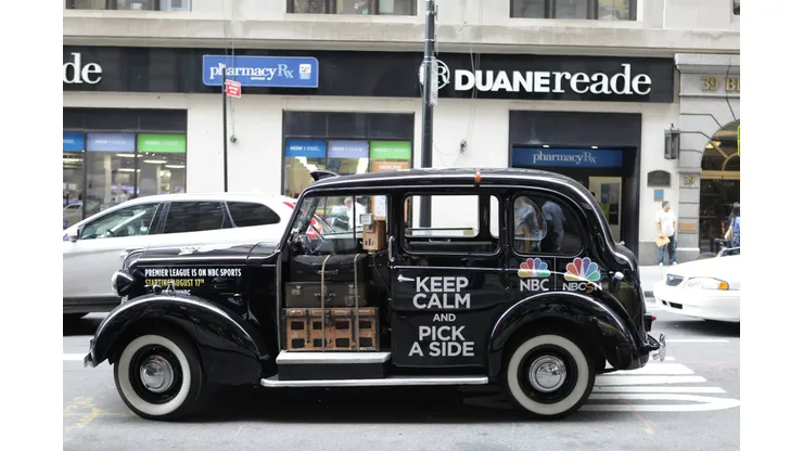 New Photos of London Taxi Cabs in Premier League Team Colors In New York City [PHOTOS]