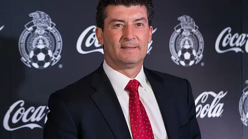 FMF Forces Chepo to Open Up His Selection Process As Mexico Manager