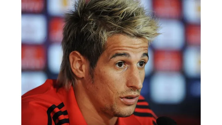 BRAGA, PORTUGAL – MAY 04: Fabio Coentrao of Benfica holds a news conference at Estadio Municipal de Braga the day before the UEFA Europa League semi-final second leg match between Braga and Benfica on May 4, 2011 in Braga, Portugal. (Photo by Denis Doyle/Getty Images)