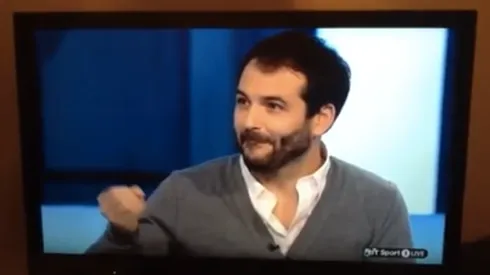 Rafa Honigstein does wanking gesture live on air on BT Sport