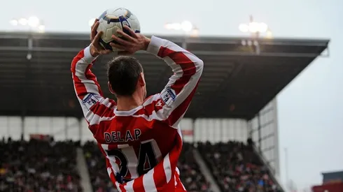 STOKE ON TRENT, ENGLAND - MARCH 20: Rory Delap of Stoke takes a throw in during the Barclays Premier League match between Stoke City and Tottenham Hotspur at the Britannia Stadium on March 20, 2010 in Stoke on Trent, England. (Photo by Michael Regan/Getty Images)