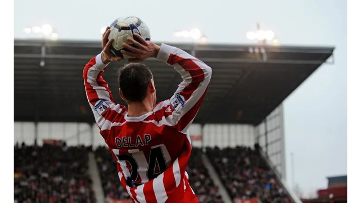 STOKE ON TRENT, ENGLAND – MARCH 20: Rory Delap of Stoke takes a throw in during the Barclays Premier League match between Stoke City and Tottenham Hotspur at the Britannia Stadium on March 20, 2010 in Stoke on Trent, England. (Photo by Michael Regan/Getty Images)