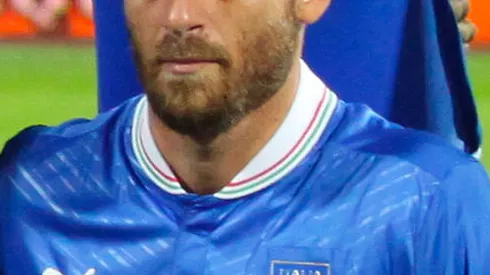 Daniele De Rossi Jokes He Would Have Committed Suicide If He Had Joined Manchester United
