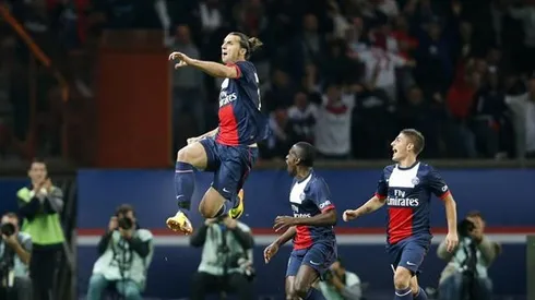 Zlatan Ibrahimovic Karate Kicks Marco Materazzi: Video