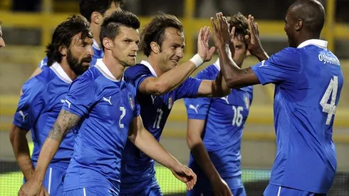 Soccer And Dictatorships: A Love Story