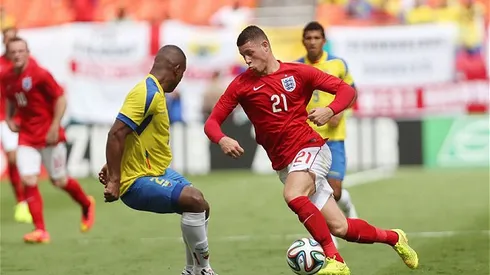 Wayne Rooney calls Ross Barkley to offer advice for Everton and England talent