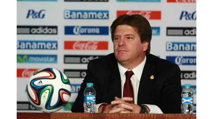 Ciudad de MÃ©xico, 9 de mayo de 2014. Miguel "El Piojo" Herrera durante la conferencia de prensa para anunciar la convocatoria final de la SelecciÃ³n Mexicana de Futbol para el mundial de Brasil 2014, celebrado en las instalaciones del CAR. Foto: Imago7/Daniel CÃ¡rdenas