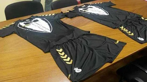 Spanish Third Tier Side Reveal Tuxedo-Themed Shirts