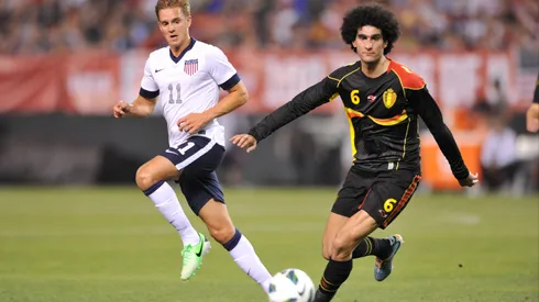 Manchester United's Marouane Fellaini to Join Napoli On Loan Pending Player Approval