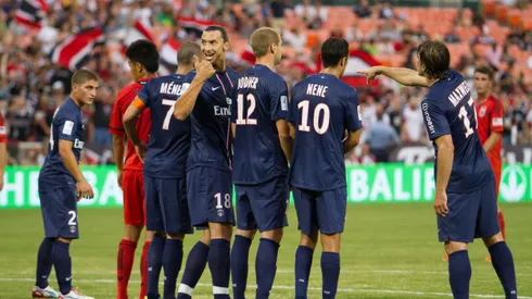 Zlatan Ibrahimovic Out For At Least 6 Weeks Due to Injury