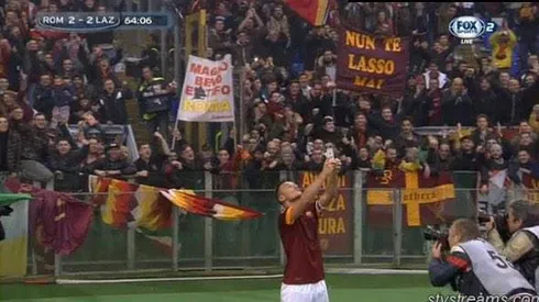 Francesco Totti Takes a Selfie After Scoring Acrobatic Goal In Rome Derby