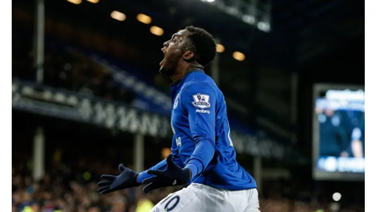 Editorial use only. No merchandising. For Football images FA and Premier League restrictions apply inc. no internet/mobile usage without FAPL license – for details contact Football Dataco Mandatory Credit: Photo by Rogan Thomson/JMP/REX (4362718w) Romelu Lukaku of Everton celebrates scoring a goal to level the match a 1-1 in added time Everton v West Ham […]