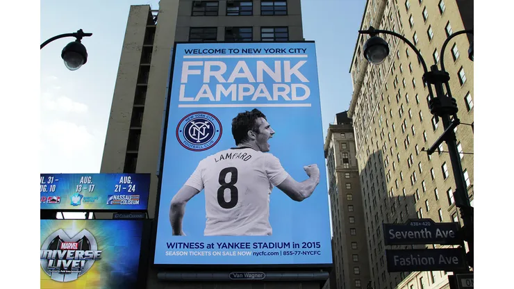 Footballs star Frank Lampard gets a giant "Welcome To New York City" billboard in the shadow of the Empire State Building. The England star was welcomed after singing to the new New York City FC team in the MLS. Pictured: Frank Lampard Ref: SPL808275 250714 Picture by: Lee Brown / Splash News Splash News and […]