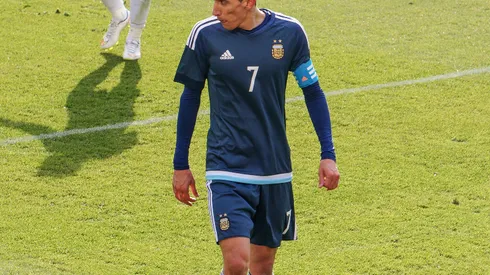 Argentina defeats El Salvador 2-0 in front of 54,000 fans in Maryland