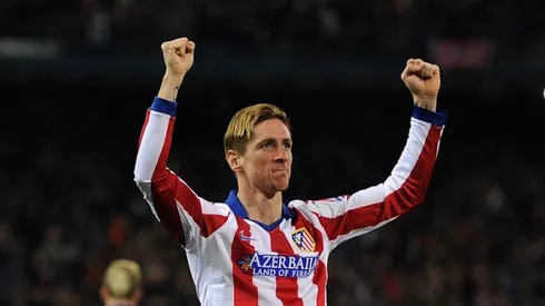 MADRID, SPAIN - JANUARY 28: Fernando Torres of Club Atletico de Madrid celebrates after scoring his team's opening goal during the Copa del Rey Quarter Final Second Leg match between Club Atletico de Madrid and FC Barcelona at Vicente Calderon Stadium on January 28, 2015 in Madrid, Spain. (Photo by Denis Doyle/Getty Images)