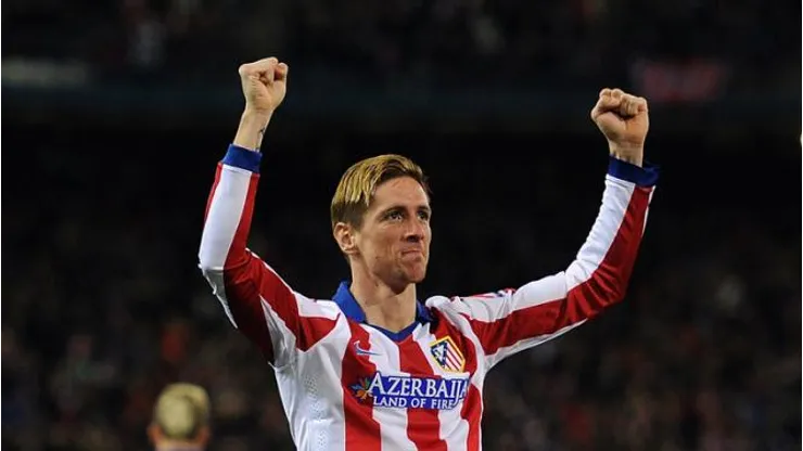 MADRID, SPAIN – JANUARY 28: Fernando Torres of Club Atletico de Madrid celebrates after scoring his team's opening goal during the Copa del Rey Quarter Final Second Leg match between Club Atletico de Madrid and FC Barcelona at Vicente Calderon Stadium on January 28, 2015 in Madrid, Spain. (Photo by Denis Doyle/Getty Images)