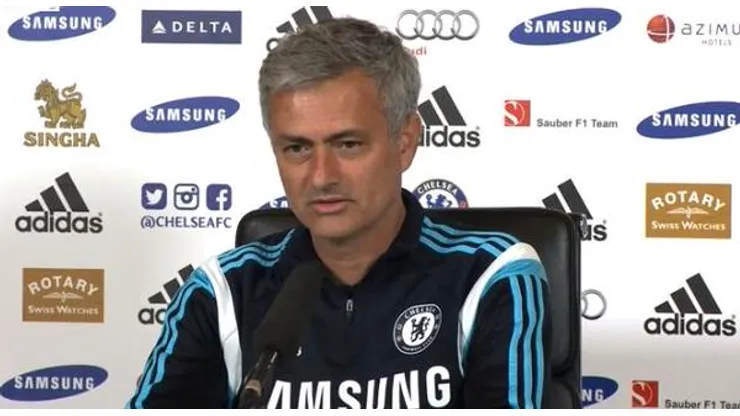 Jose Mourinho says he's 'the supreme leader' at Chelsea