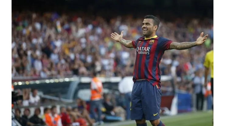 Dani Alves on the verge of contract extension with Barcelona