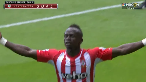 Manchester United launch surprise bid for Sadio Mane