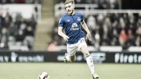 Fulham sign Everton's Luke Garbutt on season-long loan deal