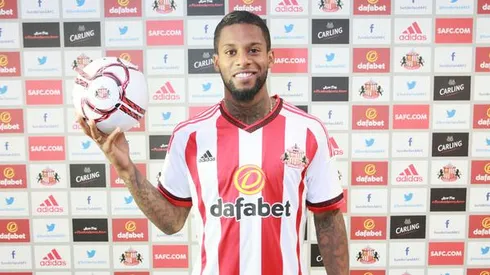 Sunderland sign Dutch international midfielder Jeremain Lens