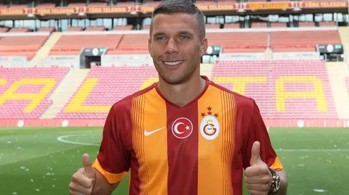 Lukas Podolski seals move from Arsenal to Galatasaray